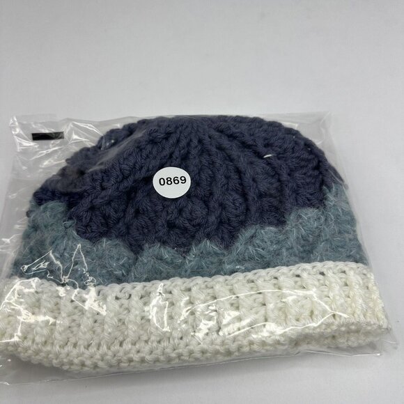 Handmade Women's NEW Braided Virgin Wool Knit Beanie - White Light Blue and Blue - Picture 12 of 12